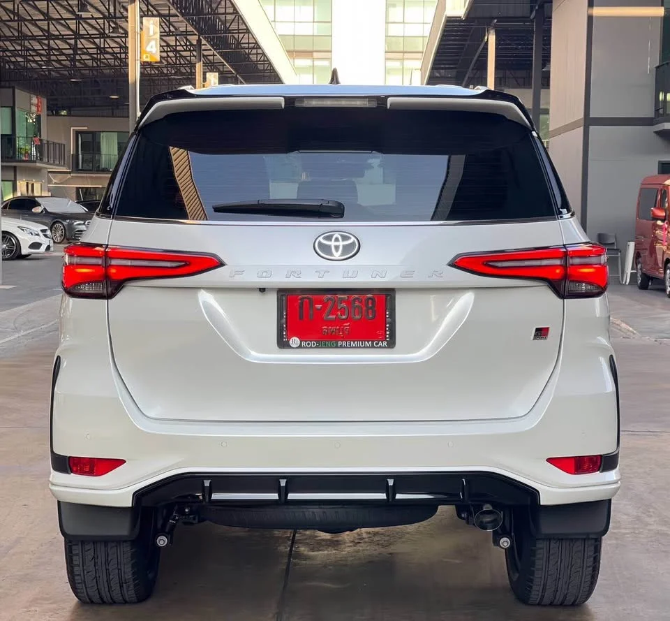 2025 Toyota Fortuner II 2