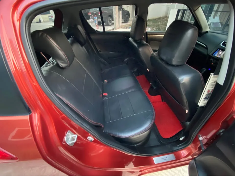 2013 Suzuki Swift II 2