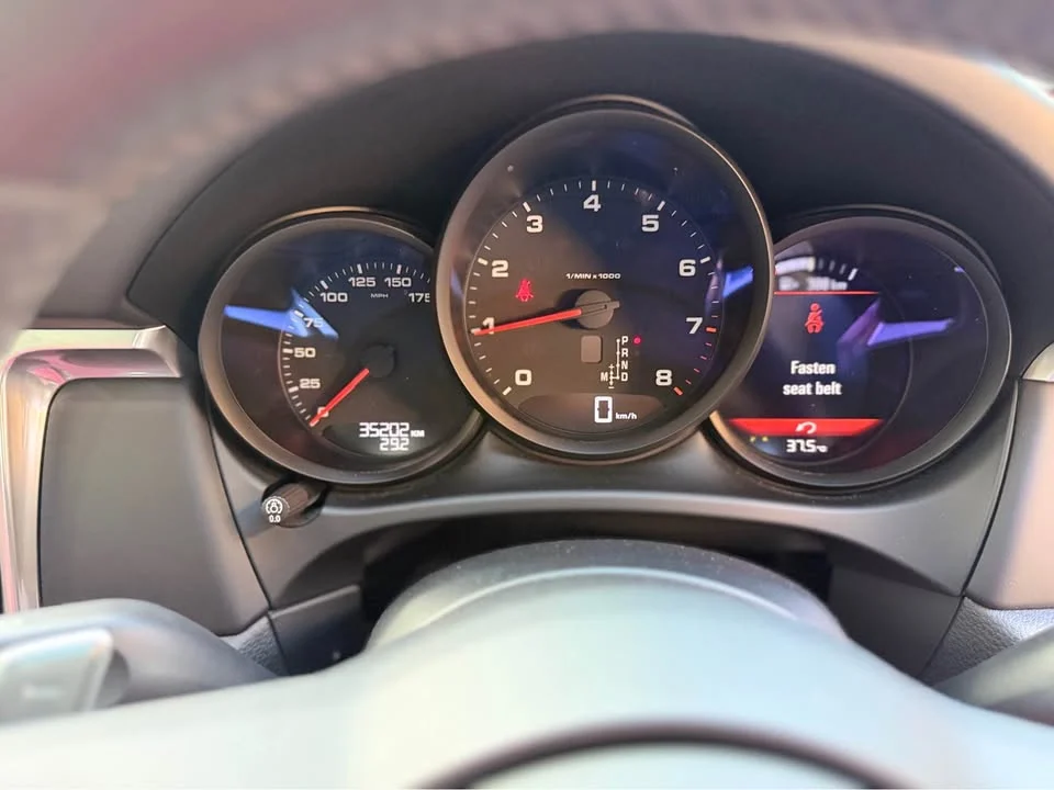 2020 Porsche Macan I 3