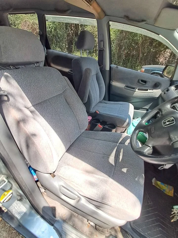 2004 Honda Odyssey I 3