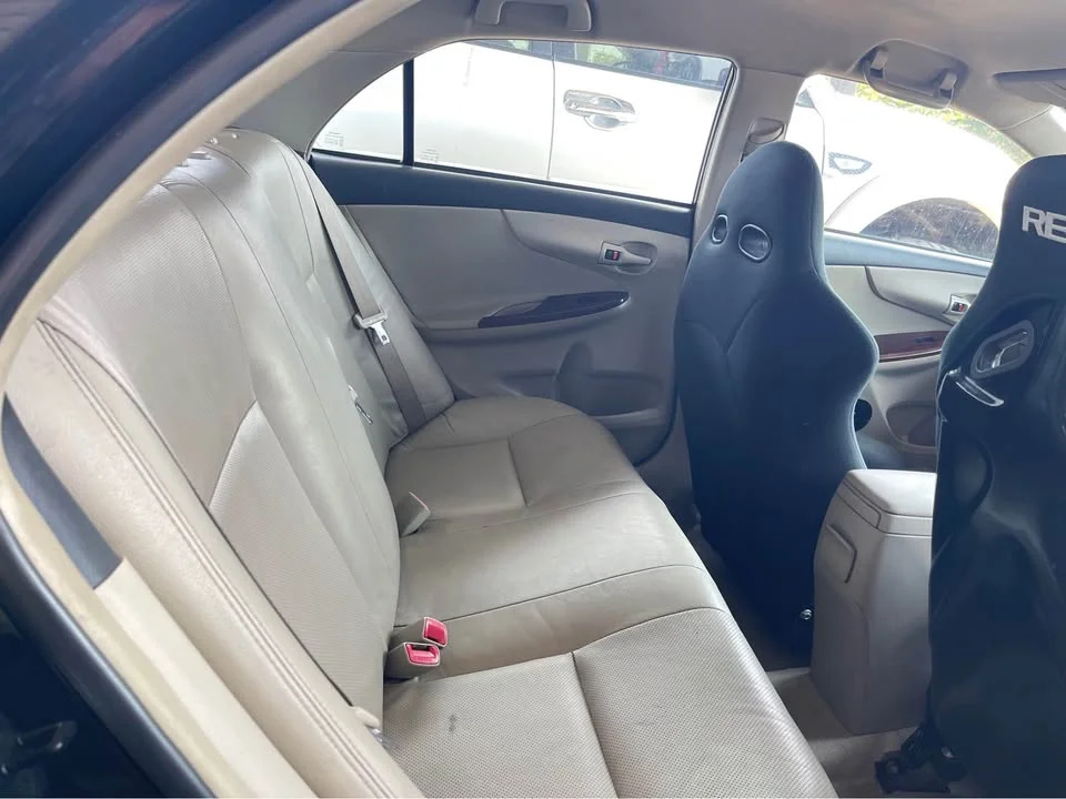 2012 Toyota Corolla Altis X (E140) 3