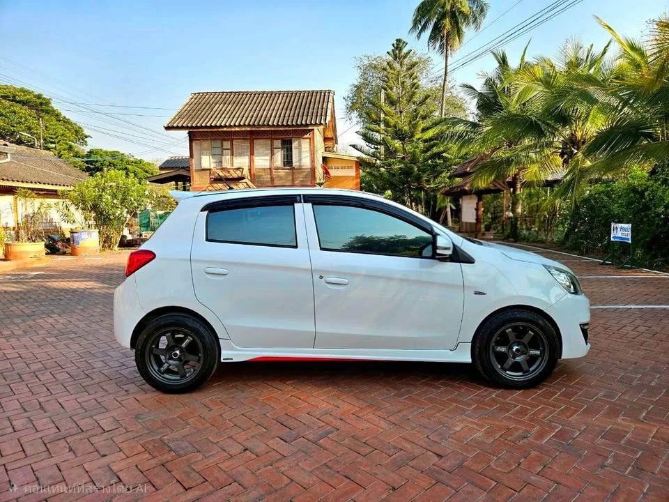 2018 Mitsubishi Mirage VI 2