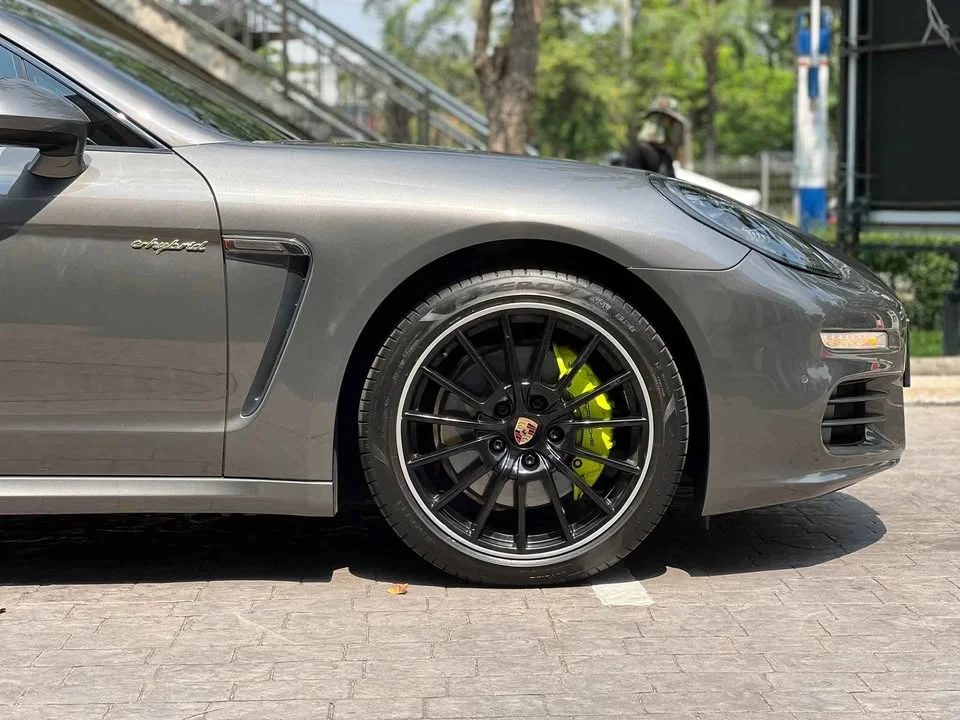 2014 Porsche Panamera I 2