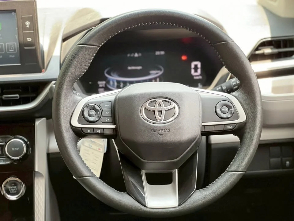 2022 Toyota Veloz III 2