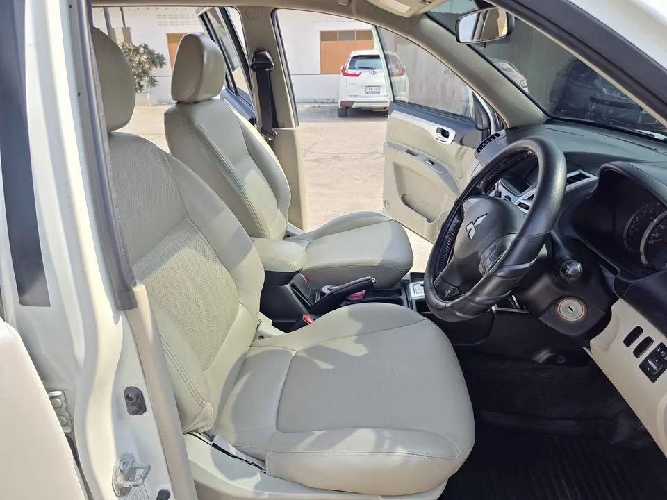 2011 Mitsubishi Pajero Sport II 3