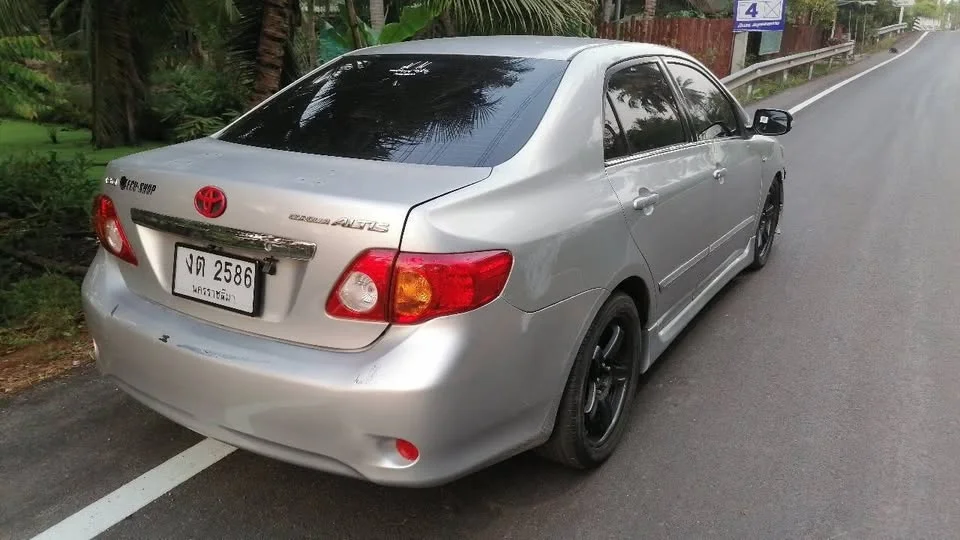 2008 Toyota Corolla Altis X (E140) 3