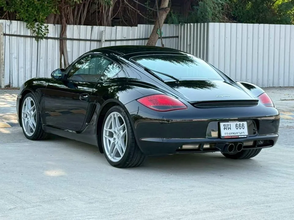 2010 Porsche Boxster and Cayman II 3