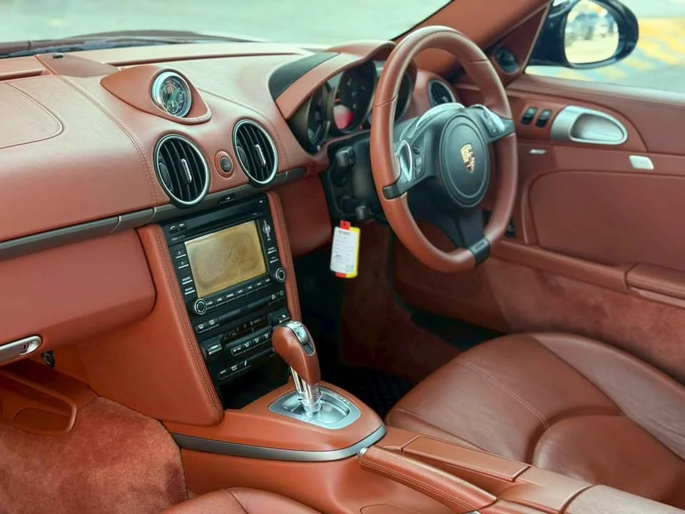 2010 Porsche Boxster and Cayman II 2
