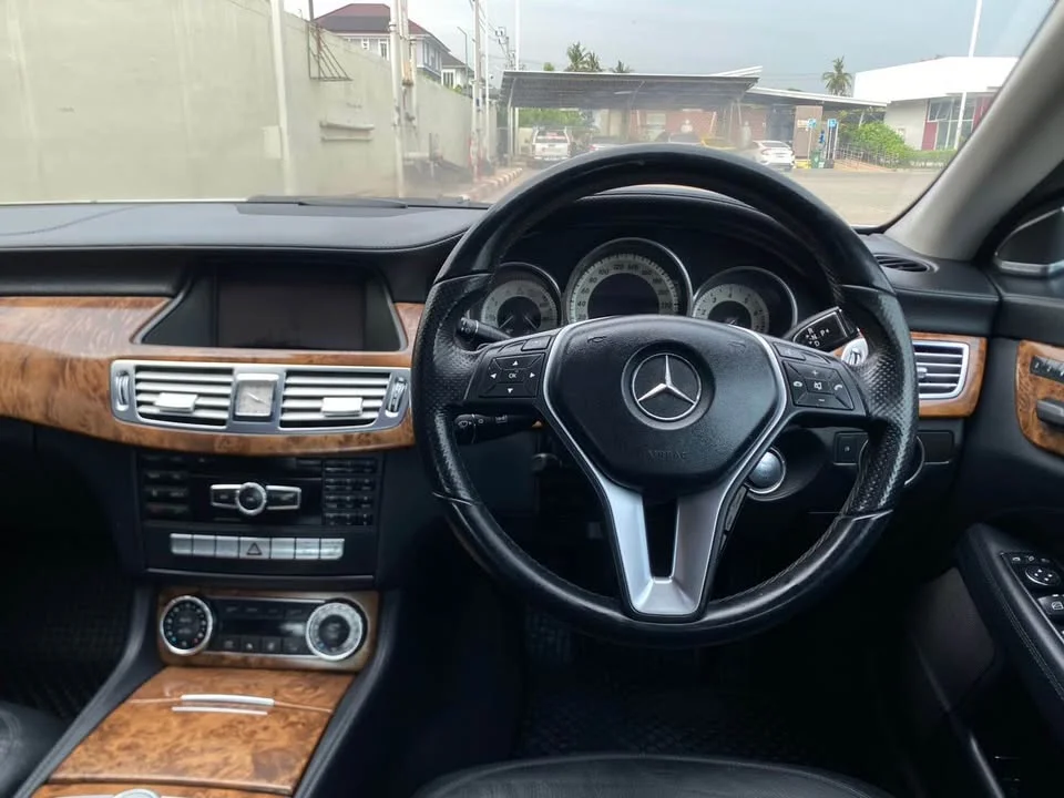 2012 Benz CLS-Class C218 3