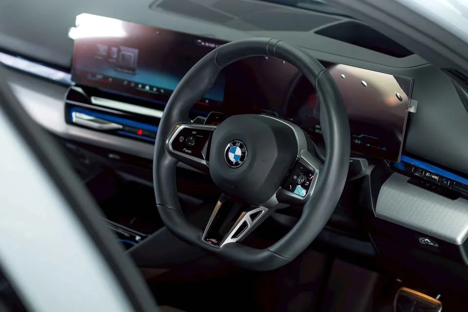 2025 BMW 5er VIII 3