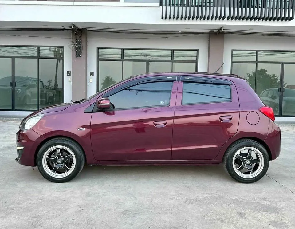 2017 Mitsubishi Mirage VI 2