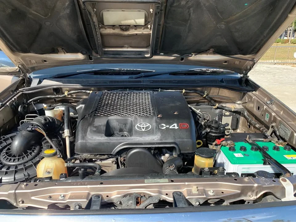 2005 Toyota Fortuner I 2