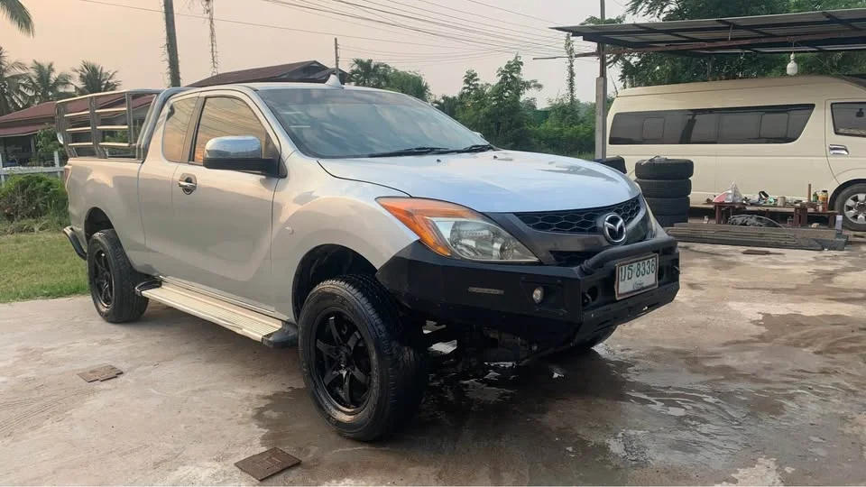 2013 Mazda BT-Series II 2