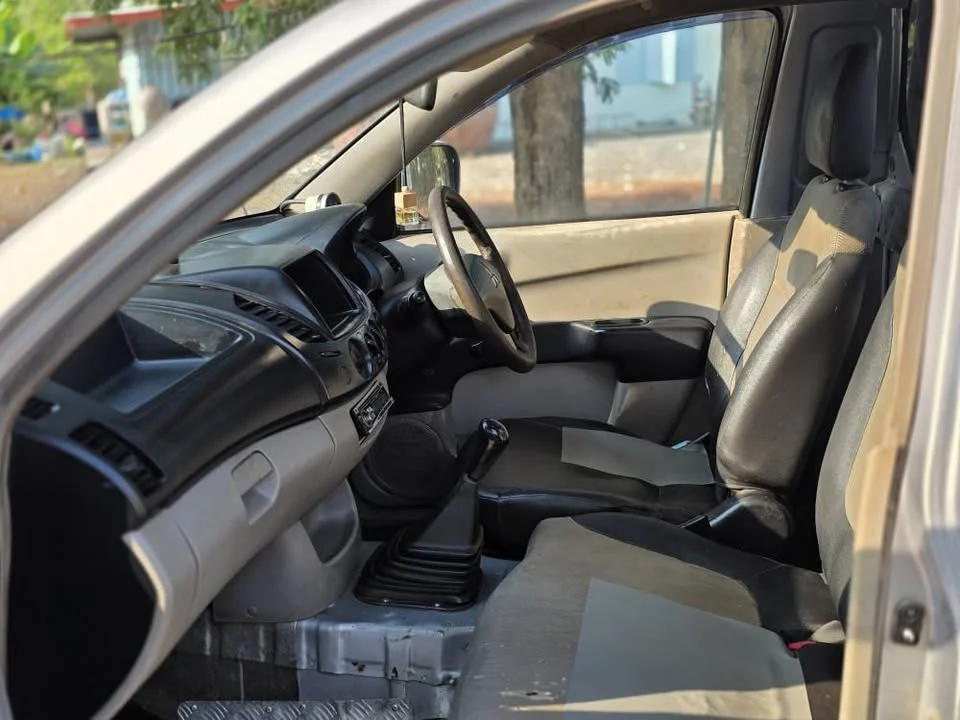 2007 Mitsubishi Triton IV 2