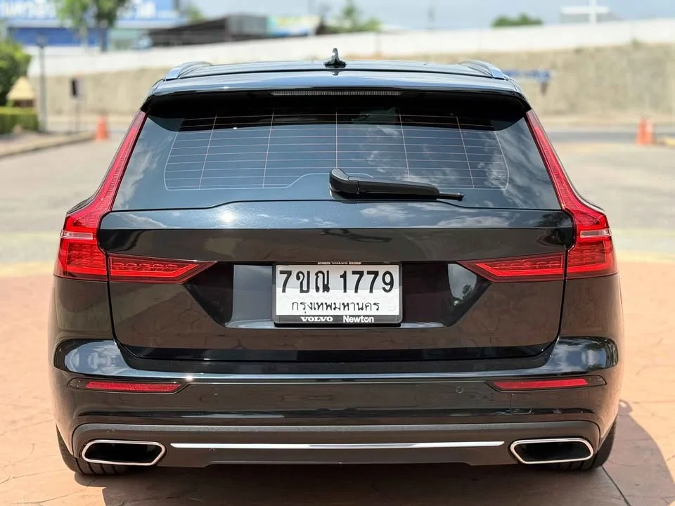 2022 Volvo V60 II 2