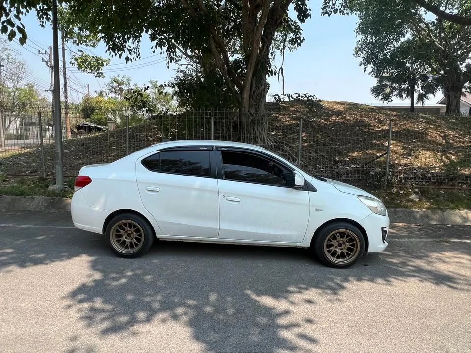2014 Mitsubishi Attrage VI 2