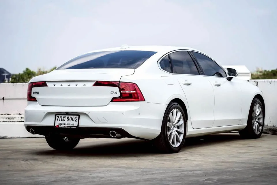 2017 Volvo S90 II 2