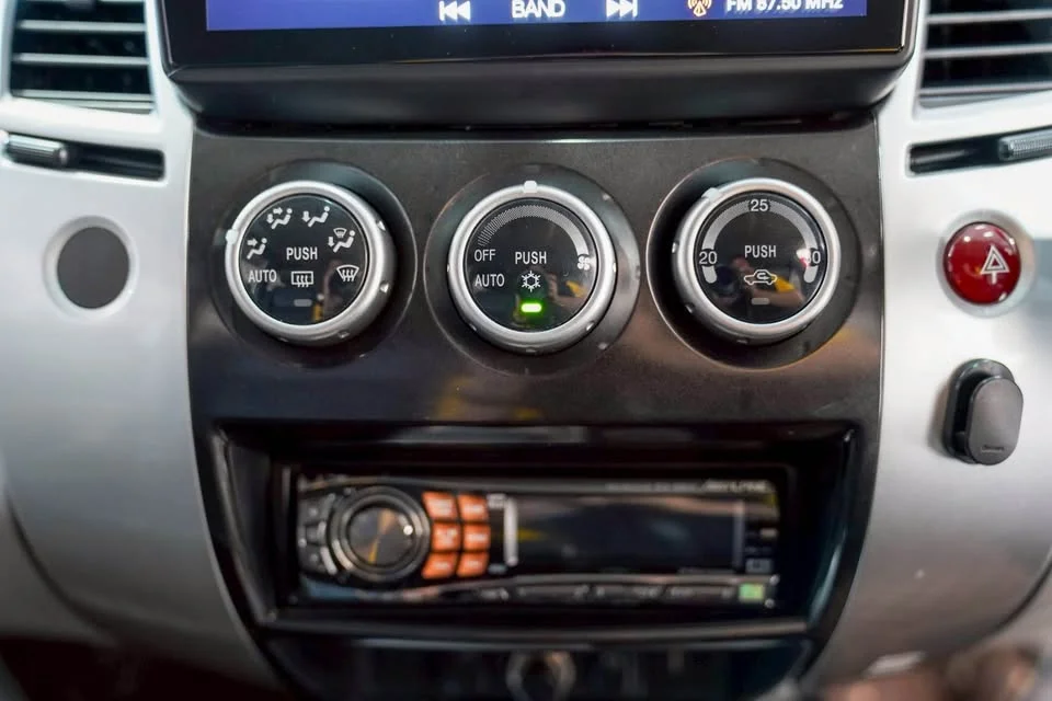 2013 Mitsubishi Pajero Sport II 3