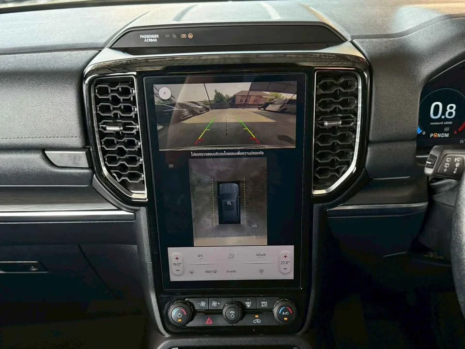 2023 Ford Everest III 3