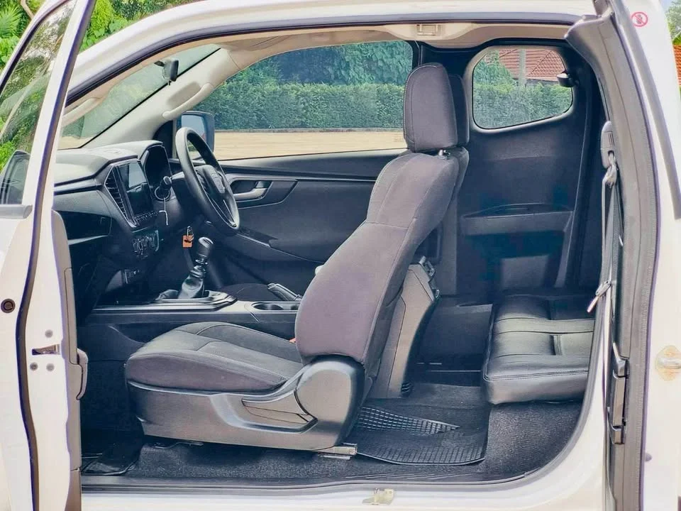 2020 Isuzu D-Max III (RG) 3