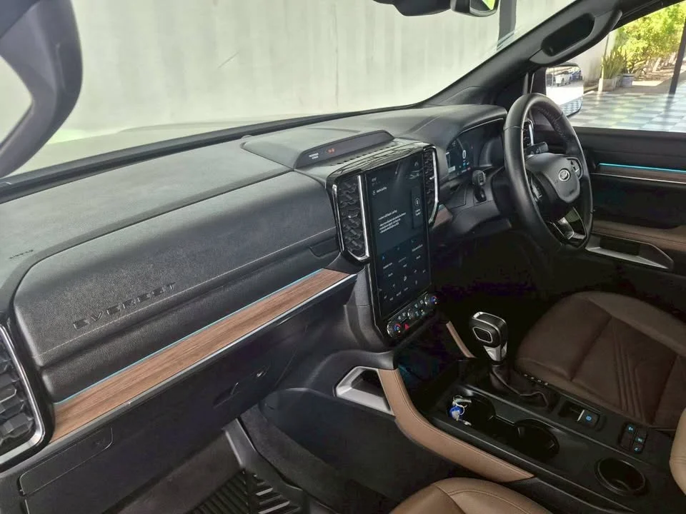 2022 Ford Everest III 3