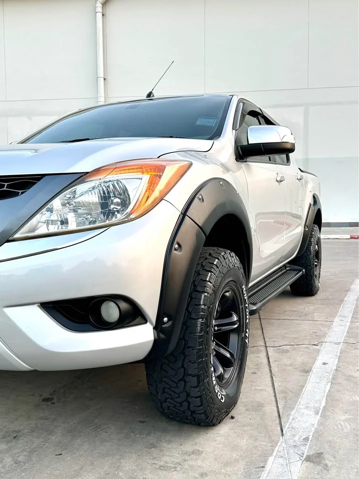 2012 Mazda BT-Series II 2