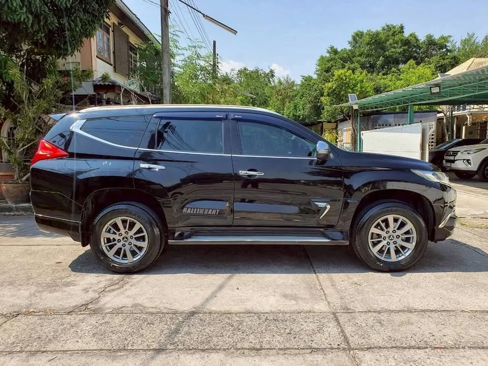 2016 Mitsubishi Pajero Sport III 3