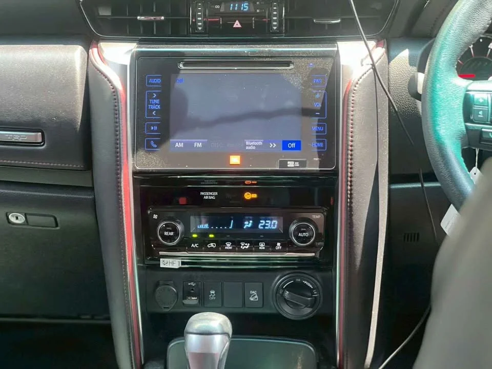 2017 Toyota Fortuner II 3