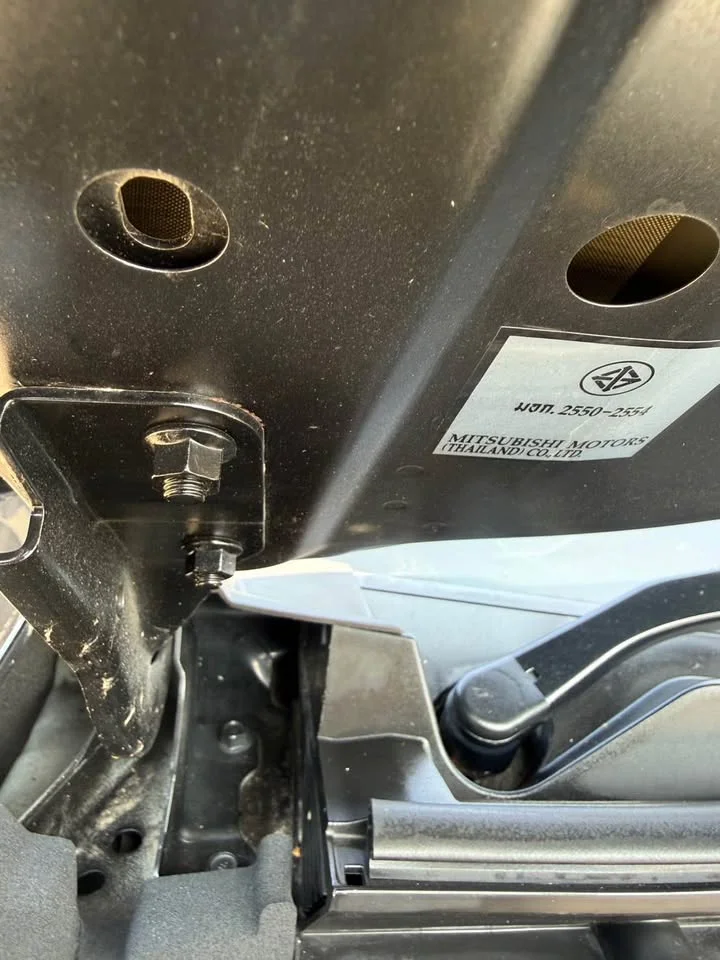 2022 Mitsubishi Triton V 3