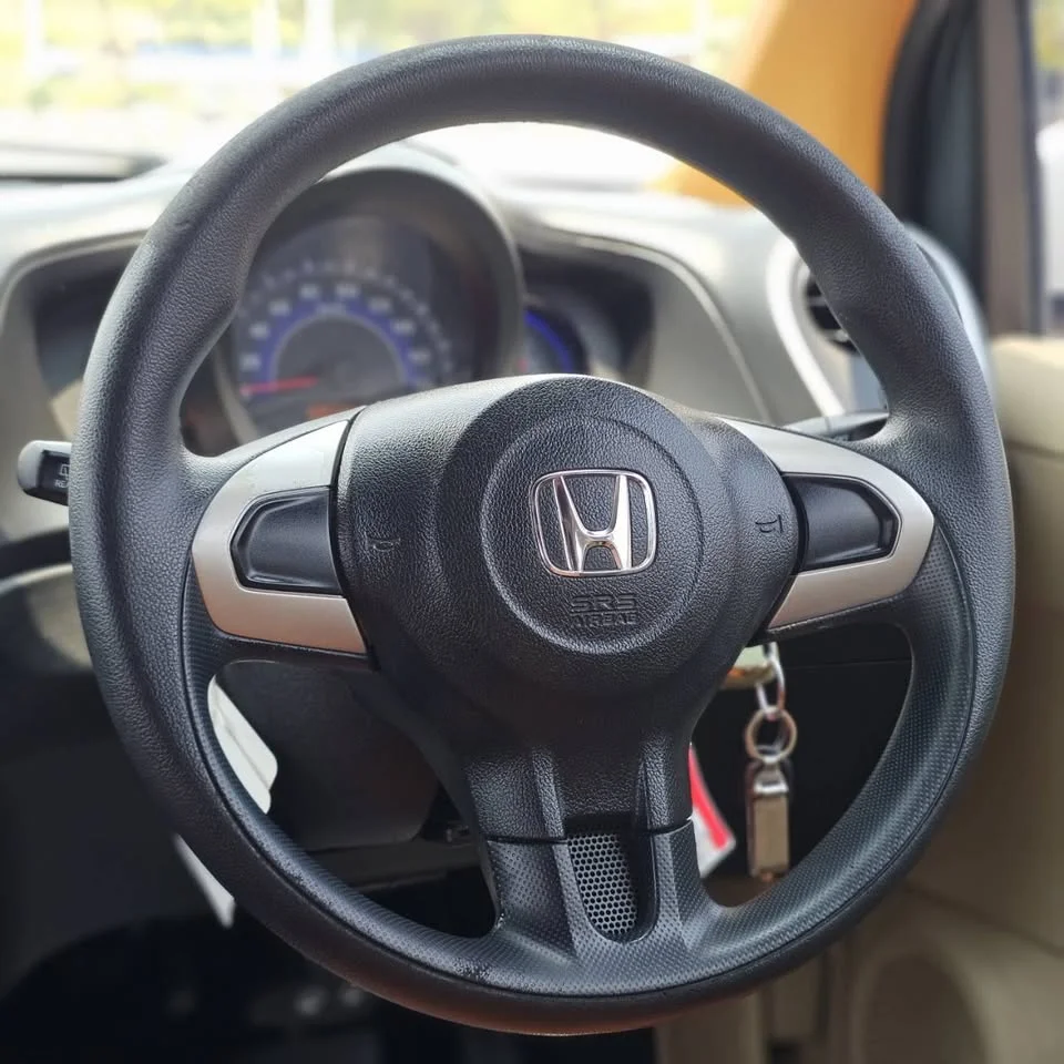 2015 Honda Mobilio II 2