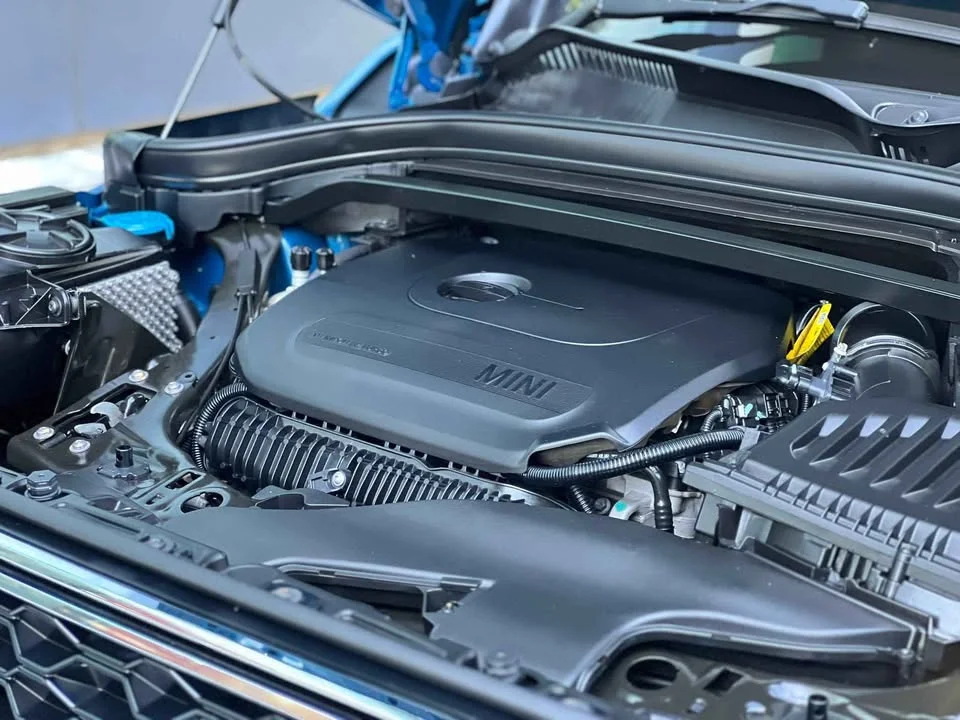 2020 Mini Hatch  III 2