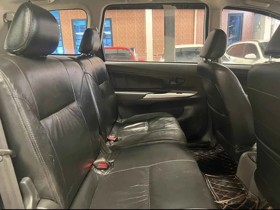 2012 Toyota Avanza II 2