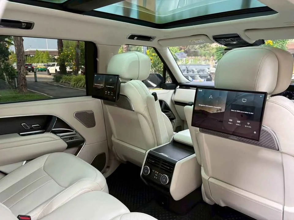 2023 Land Rover Range Rover V 3