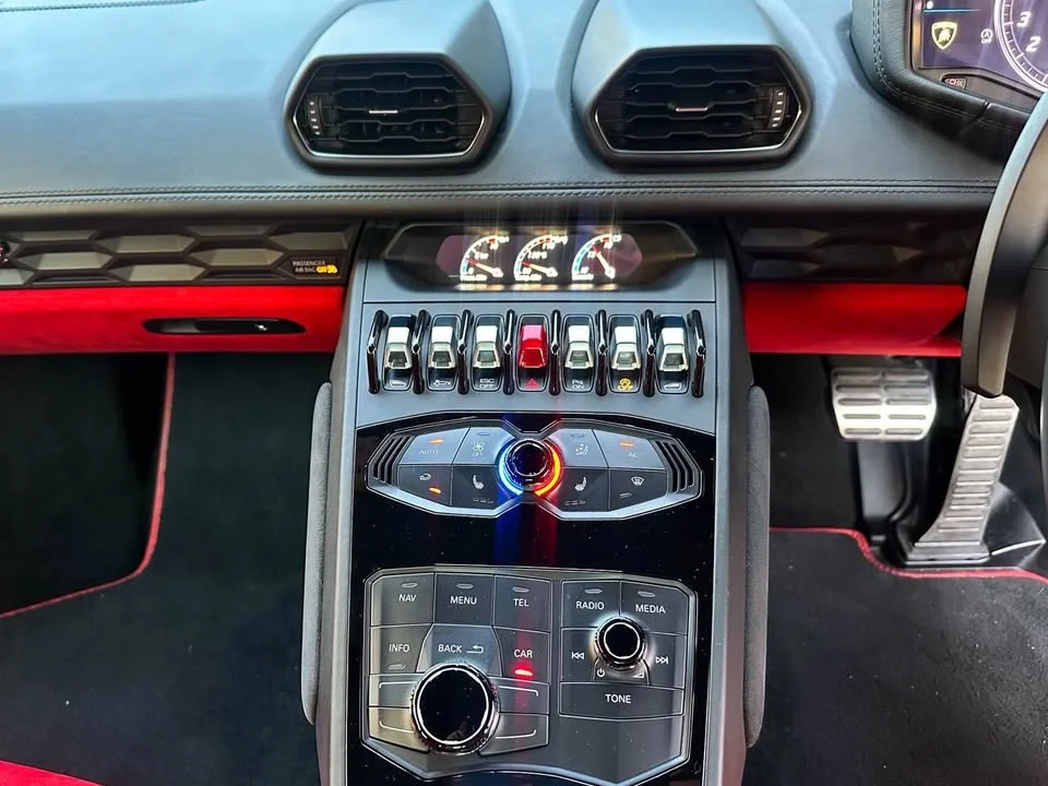 2017 Lamborghini Huracan 2