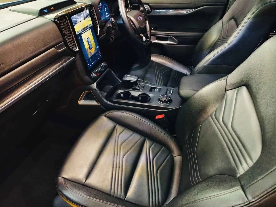 2022 Ford Everest III 3