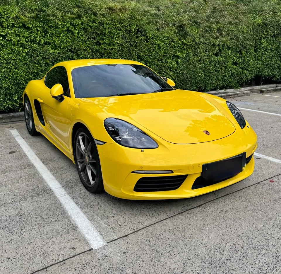 2017 Porsche 718 Boxster and Cayman IV 3