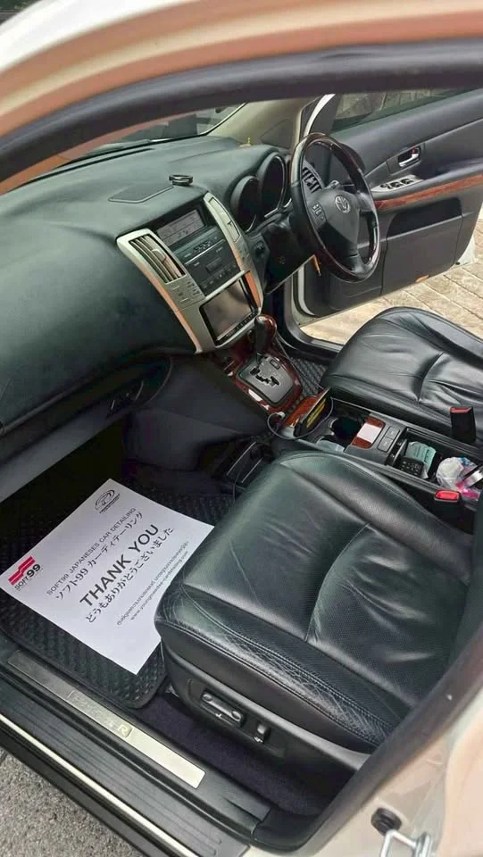2009 Toyota Harrier II 3