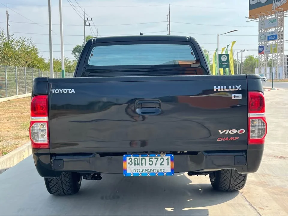 2013 Toyota Hilux VII 2
