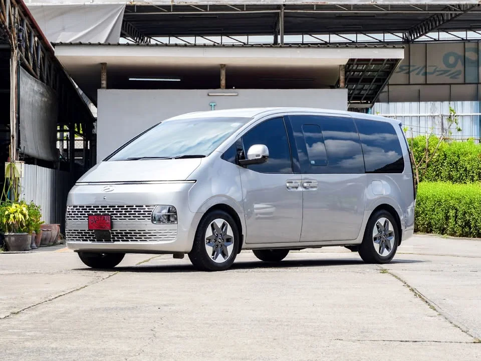 2022 Hyundai Staria US4 2