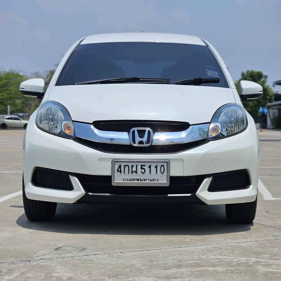 2015 Honda Mobilio II 2