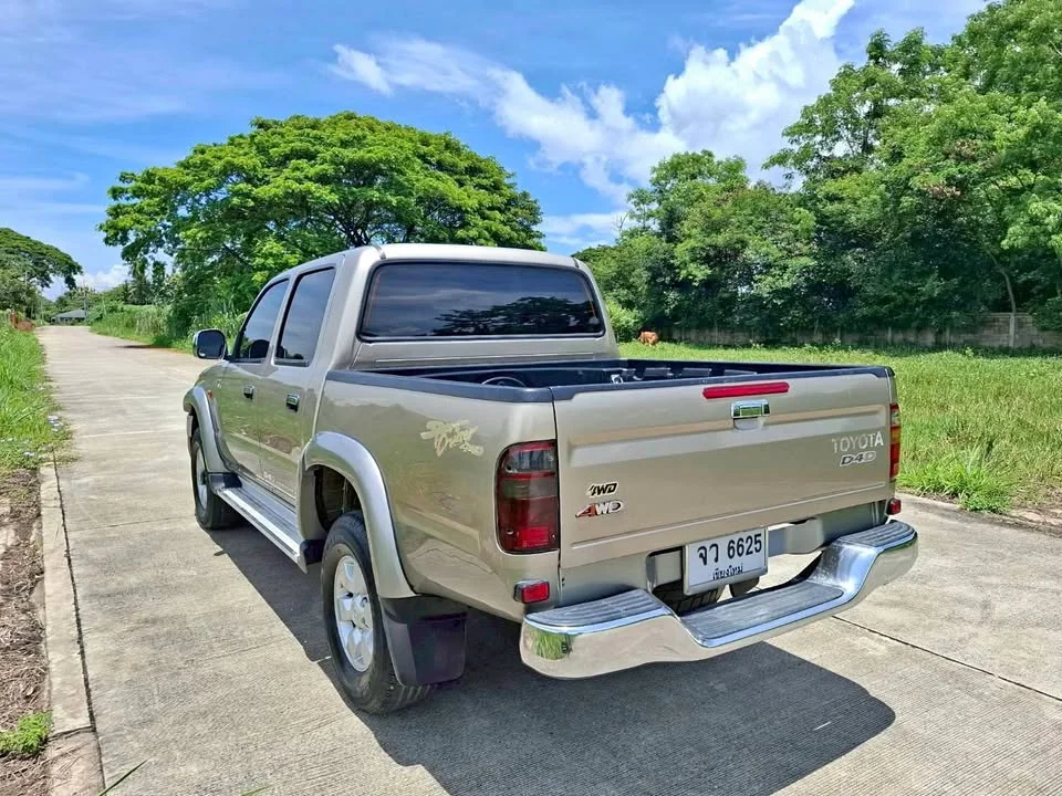 2002 Toyota Hilux Tiger VI 2
