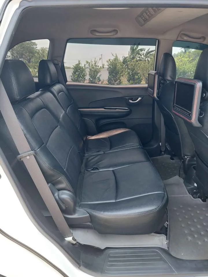 2015 Honda Mobilio II 3