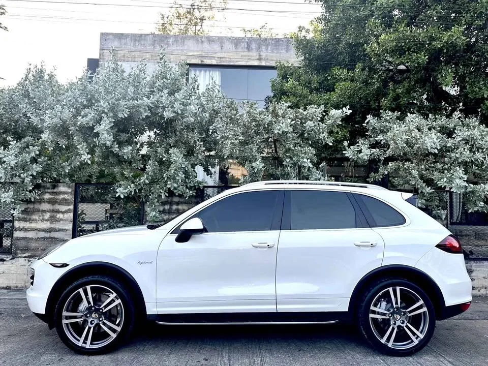 2012 Porsche Cayenne II 2