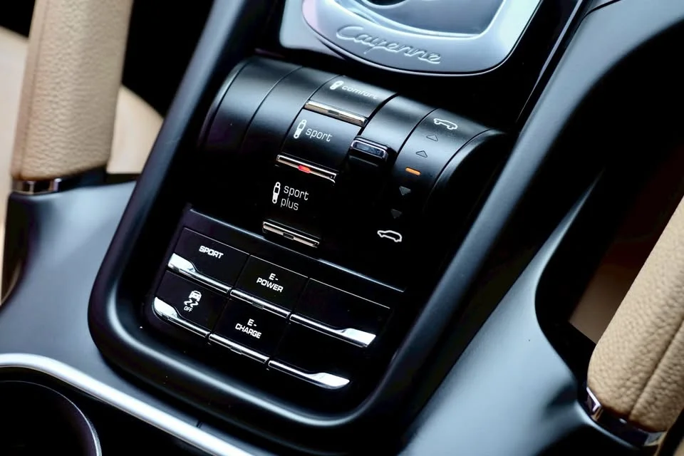2017 Porsche Cayenne II 3