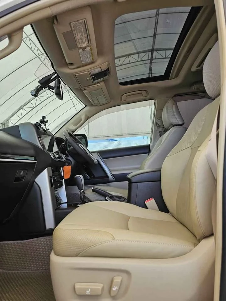 2011 Toyota Land Cruiser Prado J150 2