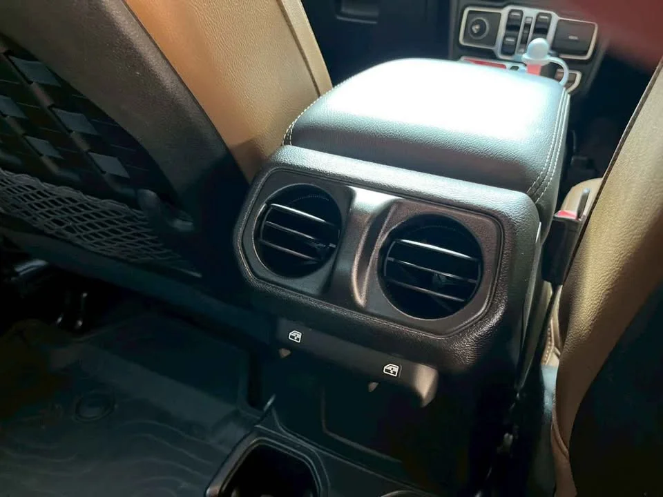 2021 Jeep Wrangler JL 3
