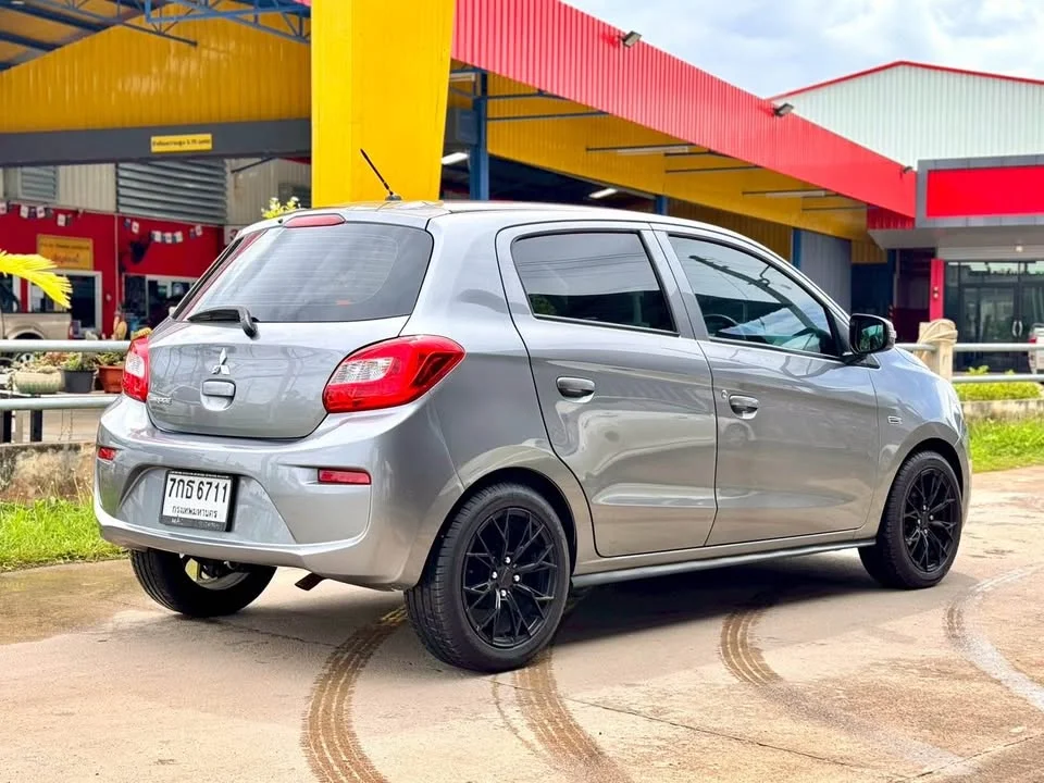 2018 Mitsubishi Mirage VI 2