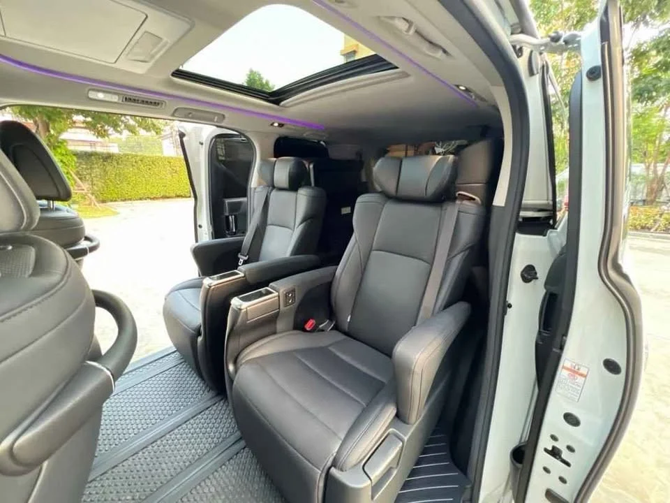 2023 Toyota Alphard, Vellfire III (AH30) 3