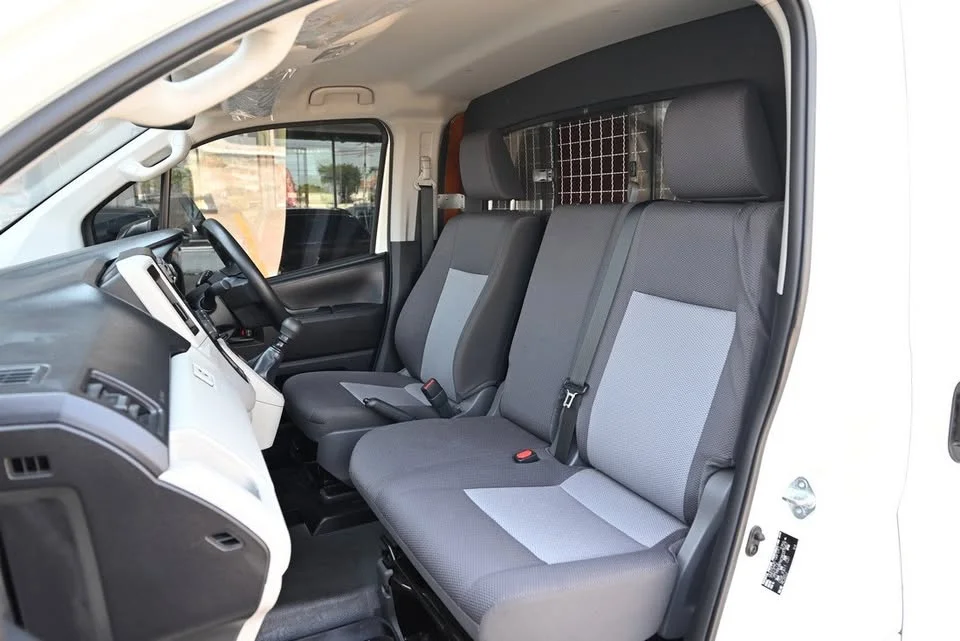 2022 Toyota HiAce VI (H300) 2