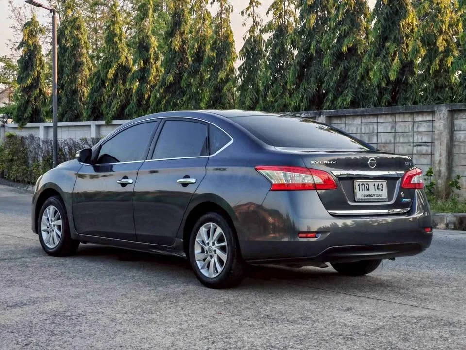 2012 Nissan Sylphy III (B17) 3